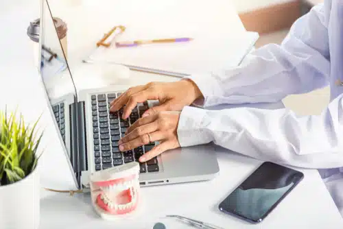 Dental-SEO-vs-Google-Ads-for-dentists