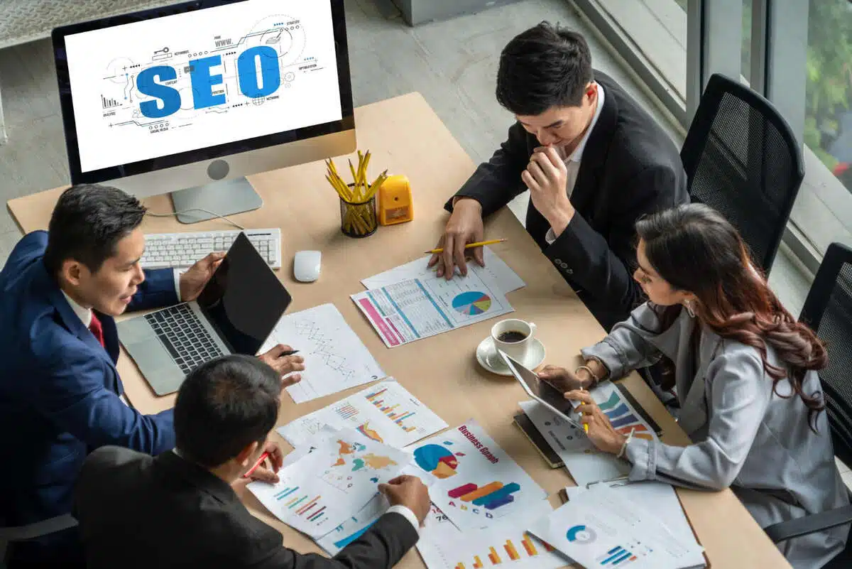 SEO In-House vs. Outsourcing: Which One Is Right for You?